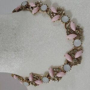 Chic Pink and White Gemstone Necklace NWOT